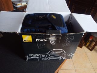 Kit Fotocamera NIKON D40