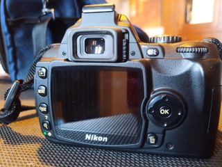 Kit Fotocamera NIKON D40