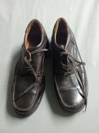Scarpe eleganti marroni