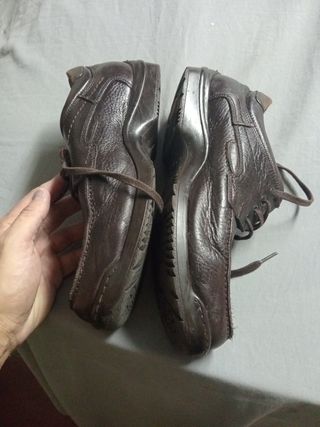 Scarpe eleganti marroni