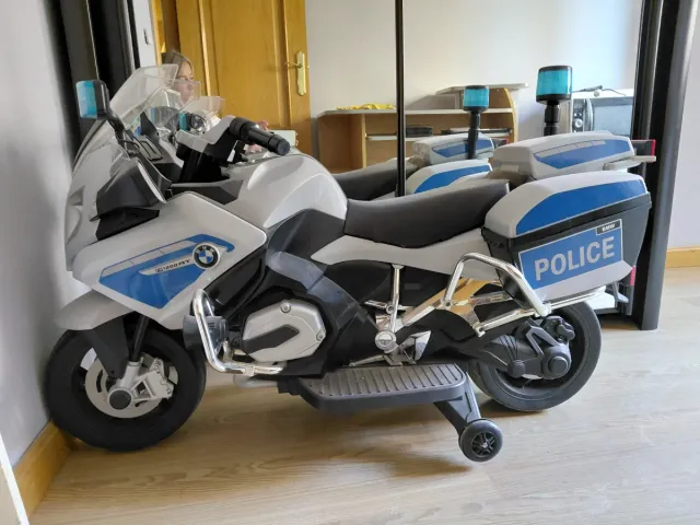 Moto Policía Eléctrica BMW Niños