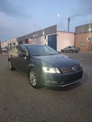 Volkswagen Passat 2011
