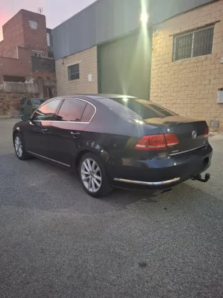 Volkswagen Passat 2011