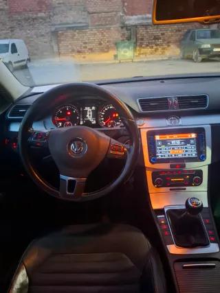 Volkswagen Passat 2011