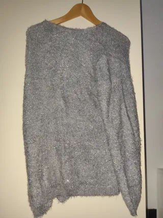 Jersey gris plateado con brillo