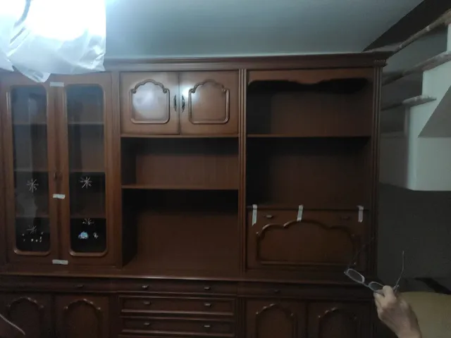 Conjunto Muebles Salón Madera y lámparas