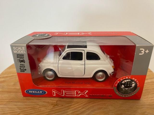 auto’s per stuk 5,- nieuw in doos