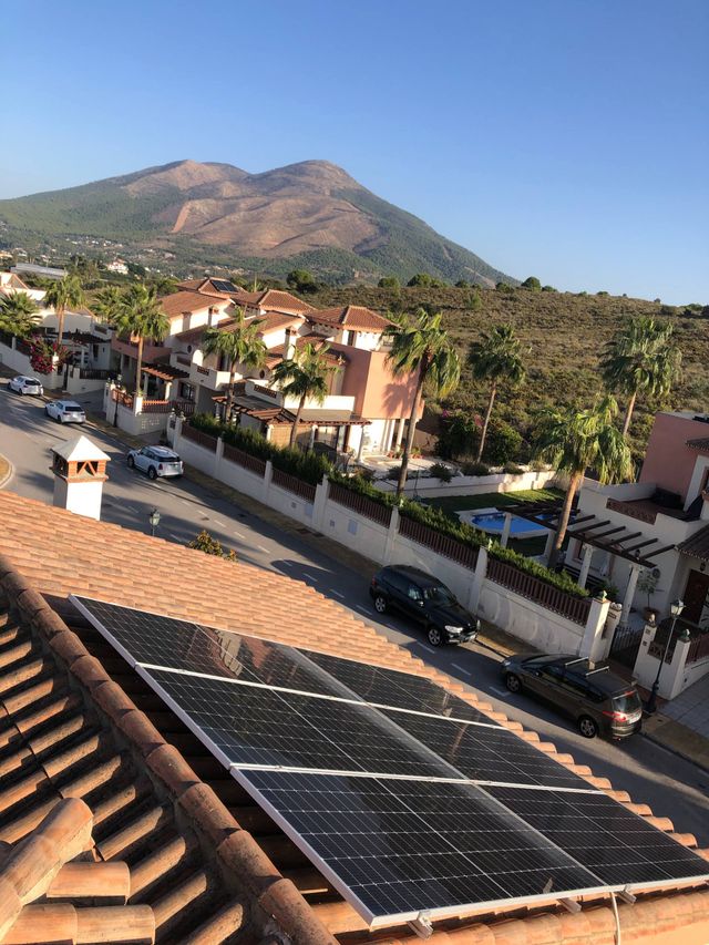 INSTALACION FOTOVOLTAICA, PLACAS SOLARES