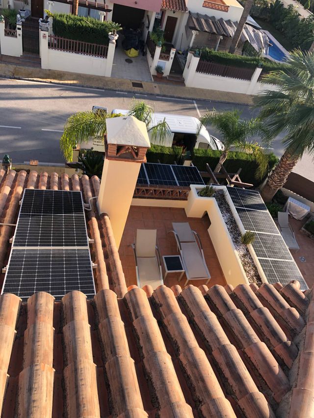 INSTALACION FOTOVOLTAICA, PLACAS SOLARES