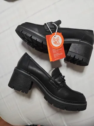 Mocasines Refresh Negros Talla 40