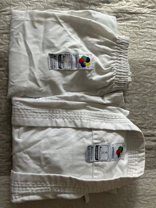 Kimono Karate Arawaza WKF 6 años