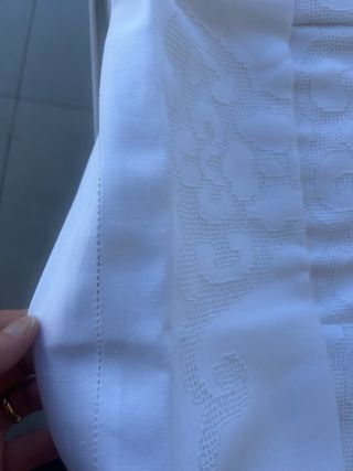 Lenzuola ricamate a mano Made in Italy puro lino