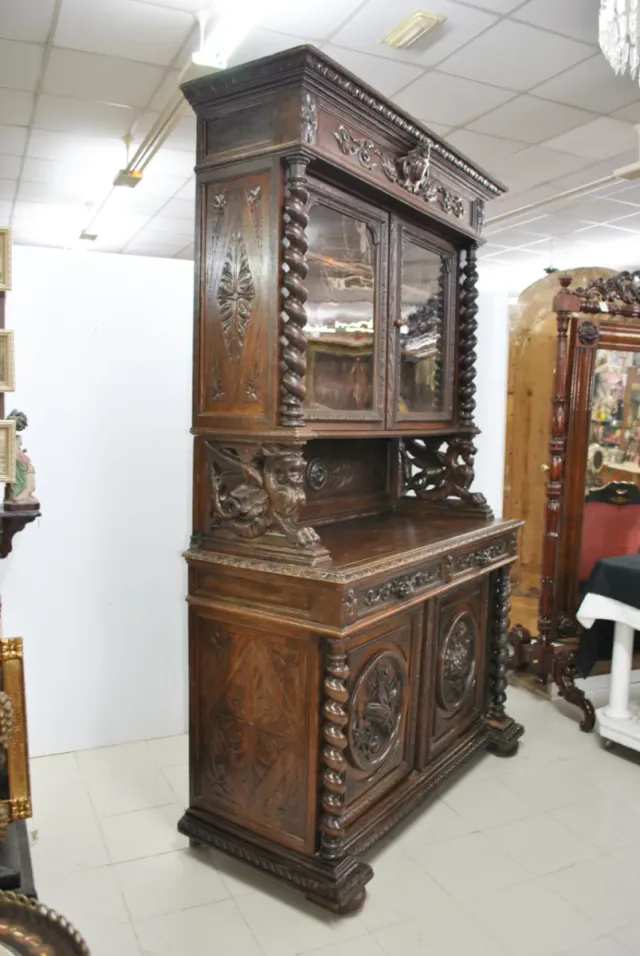 Antiguo aparador trinchero con vitrina S.XIX