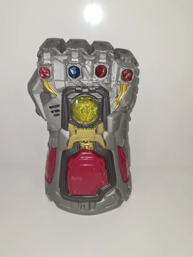 Guantelete del Infinito Thanos