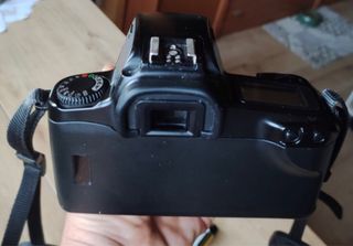 Cámara Canon EOS 1000F + Objetivo