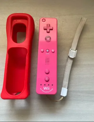 Mando Wii Rosa con Funda Roja