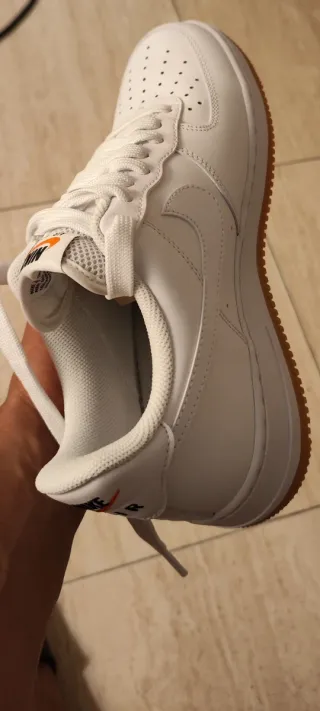 Nike Air Force 1 Blancas Goma Marrón
