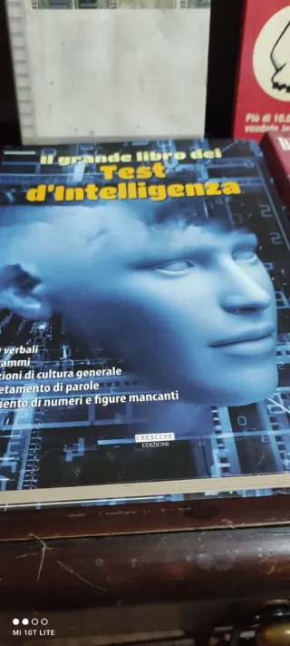 Set 4 libri romanzi e altro