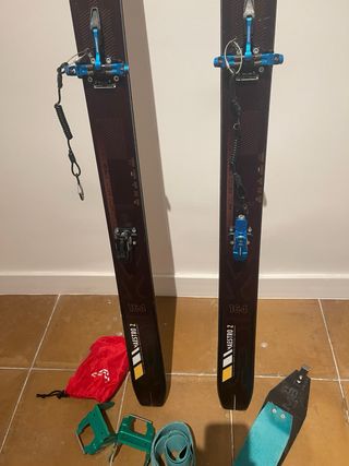 Esquís travesía Skitrab Maestro 164 2024