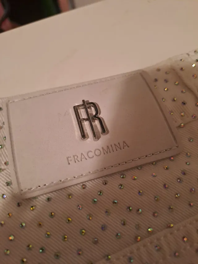 Bermudas Fracomina con pedrería