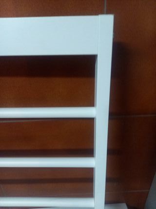 Pantalonero Ikea nuevo 93 × 56 cm. Regalo cajas.