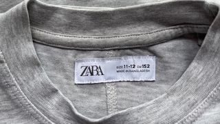 Camiseta Gris ZARA con Logo Hombre