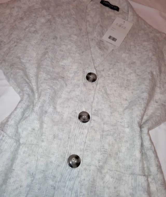 Suéter de lana Talla L/M calentito y moderno