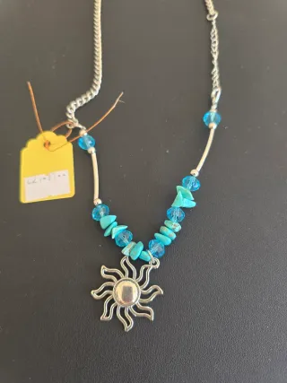 Collar Sol Turquesa . CON ETIQUETA. 3,50 EUROS
