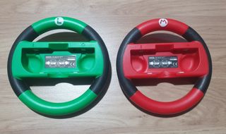 Volantes Nintendo Switch HORI (Luigi y Mario)