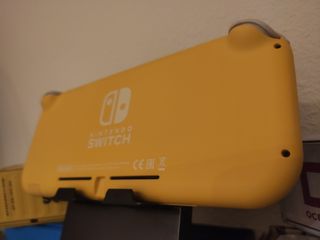Nintendo Switch Lite Ed. Speciale