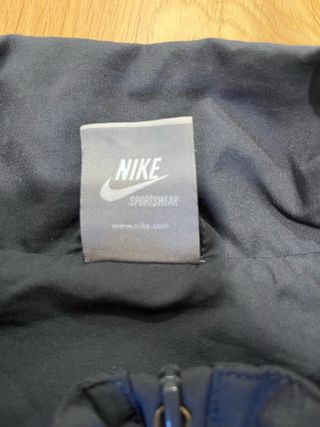Chaqueta Nike Vintage Gris y Negra