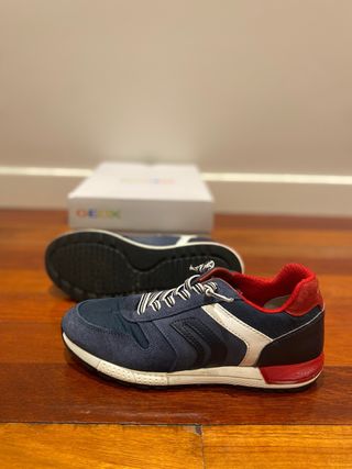 Zapatillas Geox niño. Talla 38