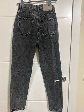 Pantalón vaquero Pull&Bear negro