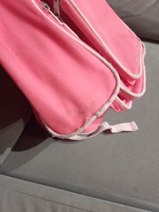 Mochila escolar rosa con estrellas