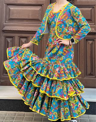 Traje de flamenca con torerita talla 3840 