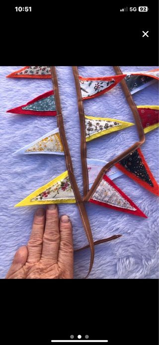 Banderines de fieltro decorativos