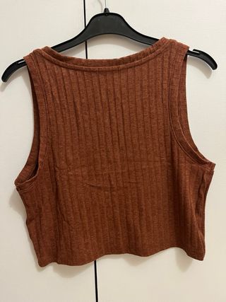 Crop top tirantes color teja con botones
