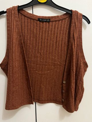 Crop top tirantes color teja con botones