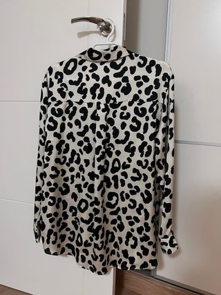 Camisa ZARA Animal Print Talla S