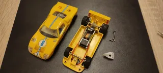 Scalextric Ford GT40 Amarillo Normal