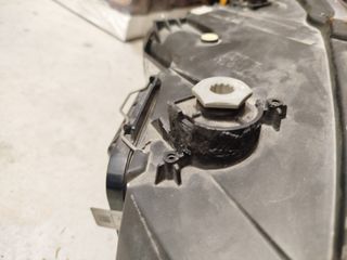 Faro Izquierdo reparado Seat León 2019