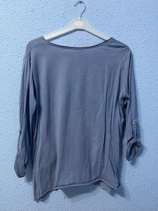 Camiseta azul manga larga