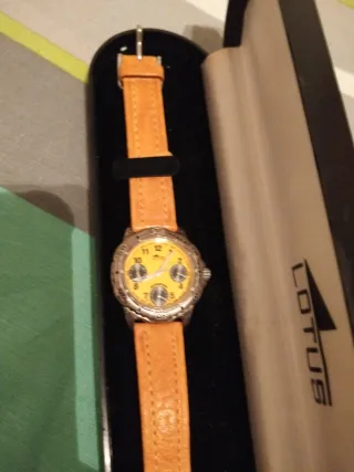 Reloj Lotus para niño