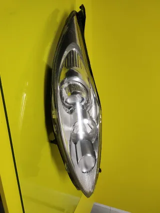 FARO DELANTERO DERECHO FORD FIESTA