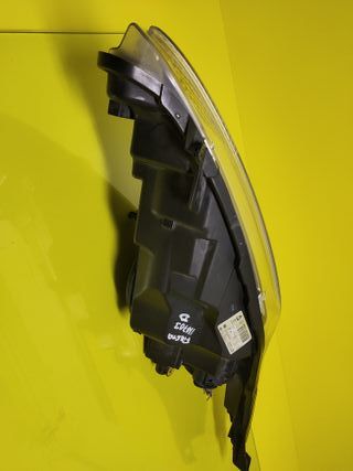 FARO DELANTERO DERECHO FORD FIESTA