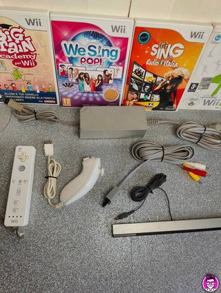 Nintendo Wii Console Bundle - Giochi e Accessori
