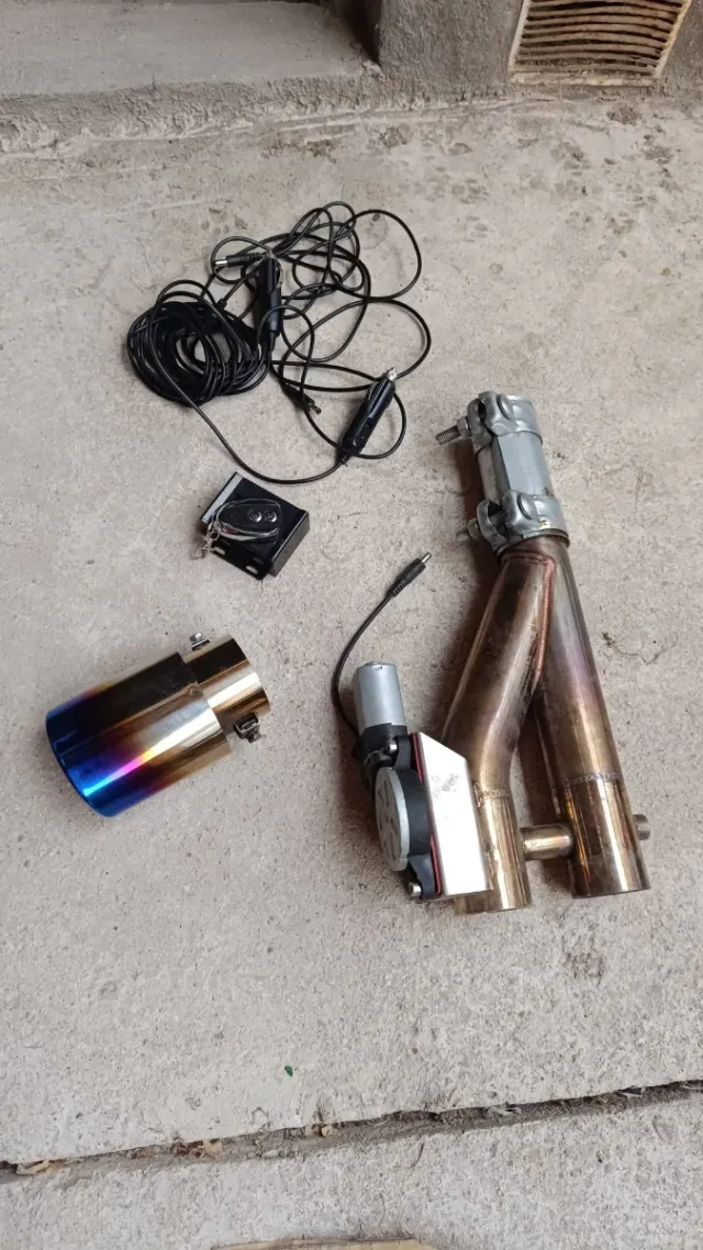 Valvola di scarico elettrica con controllo