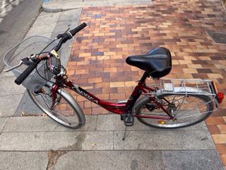 Bicicleta Orbea paseo con cesta