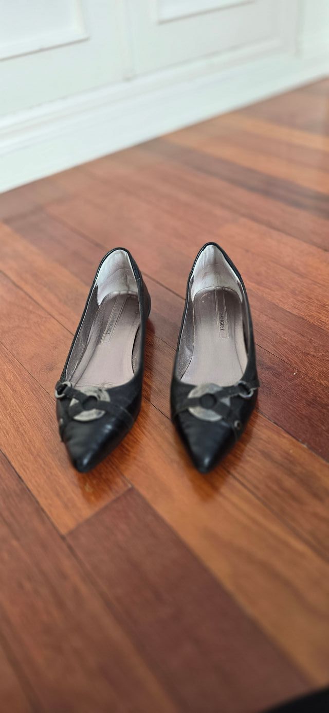 Zapatos de Adolfo Domínguez