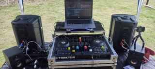 Controladora Traktor Kontrol S4 MK1